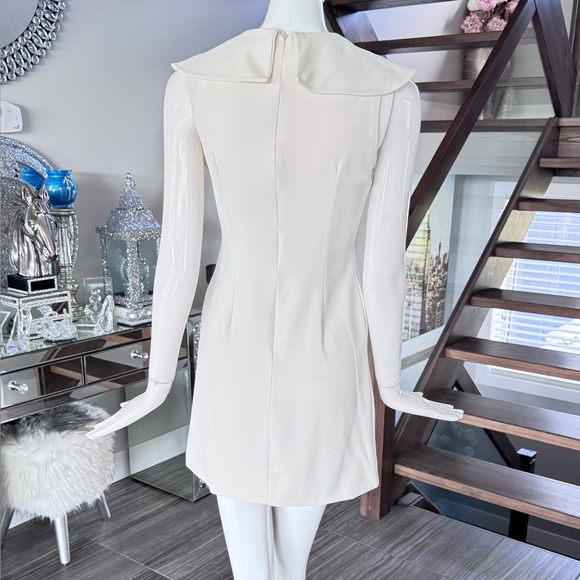 New 🤍 Chic A-Line Mini Dress with Diamonds - Picture 8 of 17